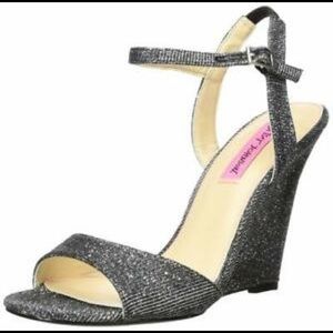 Betsey Johnson Duane Wedge Sandal